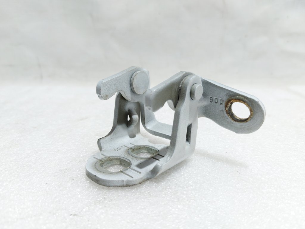 Patriot Петля дверей передньої/задньої лівої верхня Jeep Patriot 2007-2017 5074257AB Jeep Patriot 36