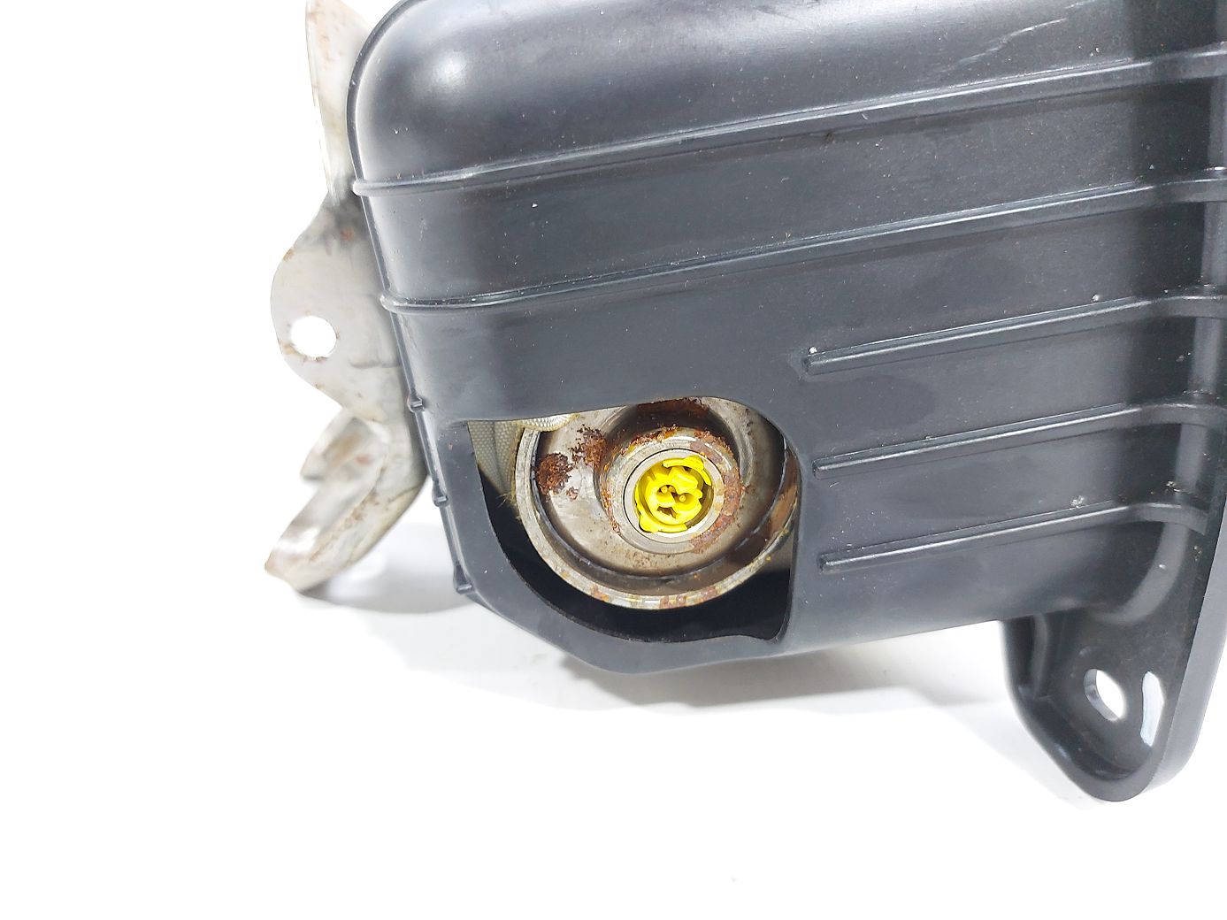 Fiesta sedan Air Bag пасажира – торпеда Ford Fiesta Sedan 2011-2019 BE8Z54044A74AA Ford Fiesta sedan 3