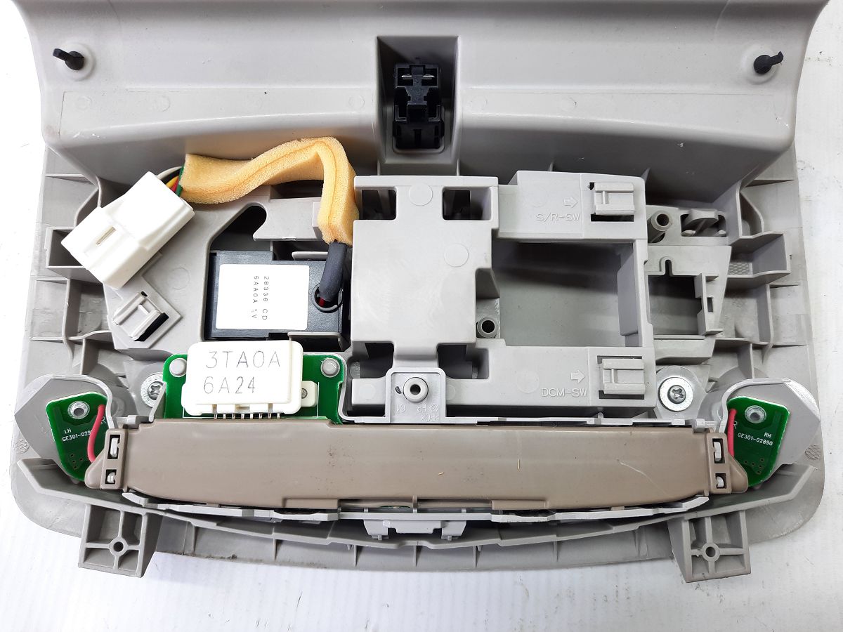 Sentra Плафон передній стельовий Nissan Sentra 2016-2019 264303TA9A Nissan Sentra 5 Sentra Плафон передній стельовий Nissan Sentra 2016-2019 264303TA9A Nissan Sentra 5