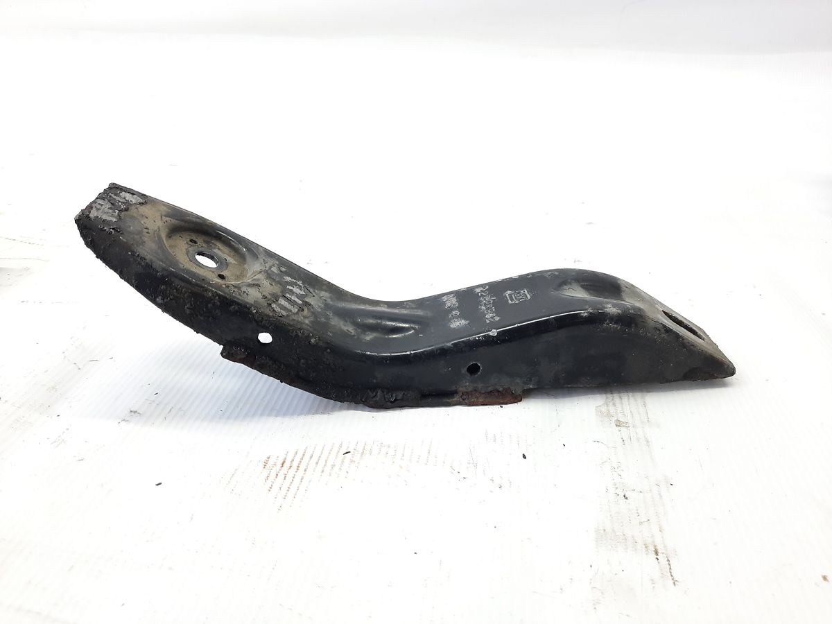 Ats Кронштейн задней подвески Cadillac ATS 2013-2019 84034727 Cadillac ATS 9