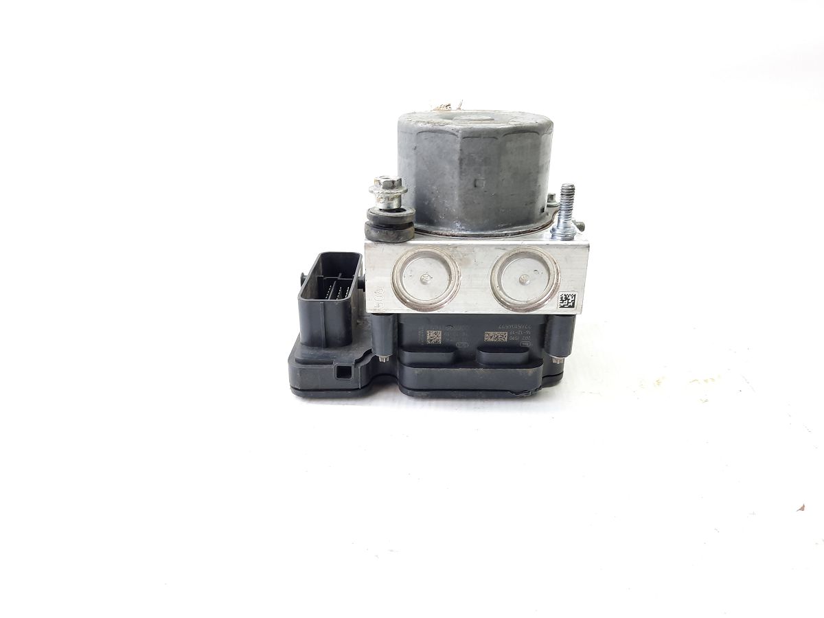 Sentra. Блок ABS Nissan Sentra 2016-2019 476609AK1D Nissan Sentra