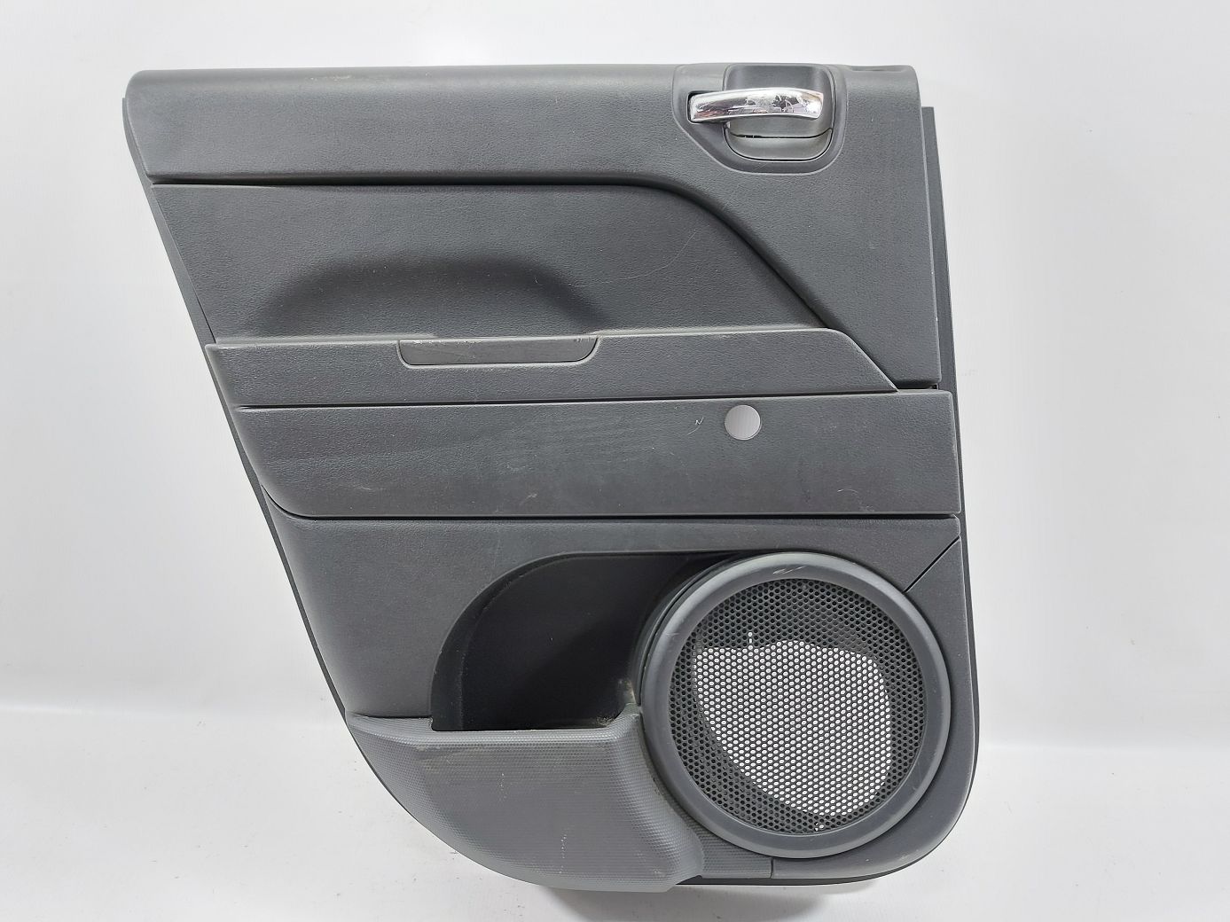 Compass. Карта двери задней левой (черная) Jeep Compass 2009-2017 1MB131DVAA Jeep Compass