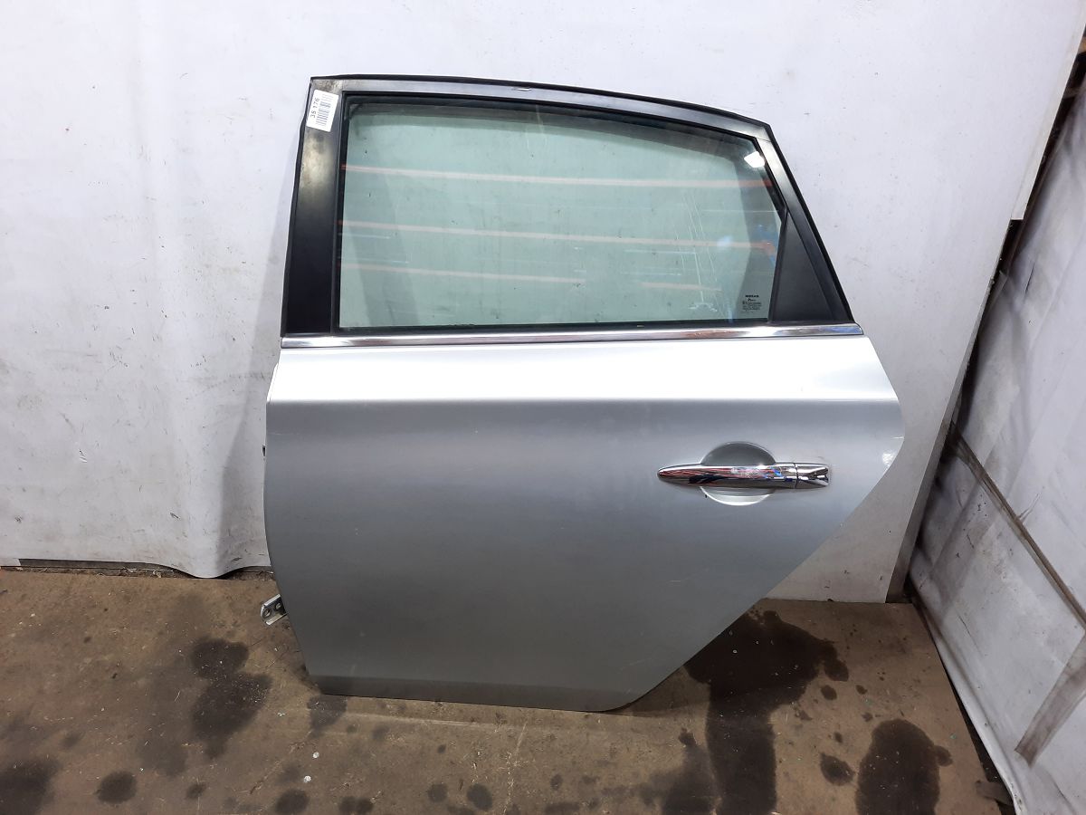 Sentra. Дверь задняя левая голая Nissan Sentra 2013-2019 H21019AMMA Nissan Sentra