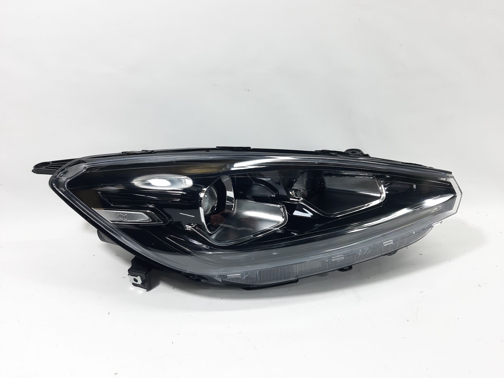 Фари головного світла. Фара передня права Weltmeister EX-5 2020 E58940X3025W249 Weltmeister EX5 Фари головного світла. Фара передня права Weltmeister EX-5 2020 E58940X3025W249 Weltmeister EX5