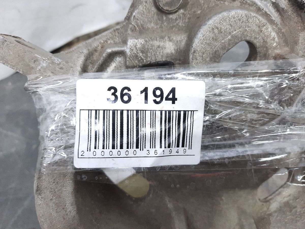 Dart Поворотний кулак задній лівий Dodge Dart 2013-2019 68204867AC Dodge Dart 12