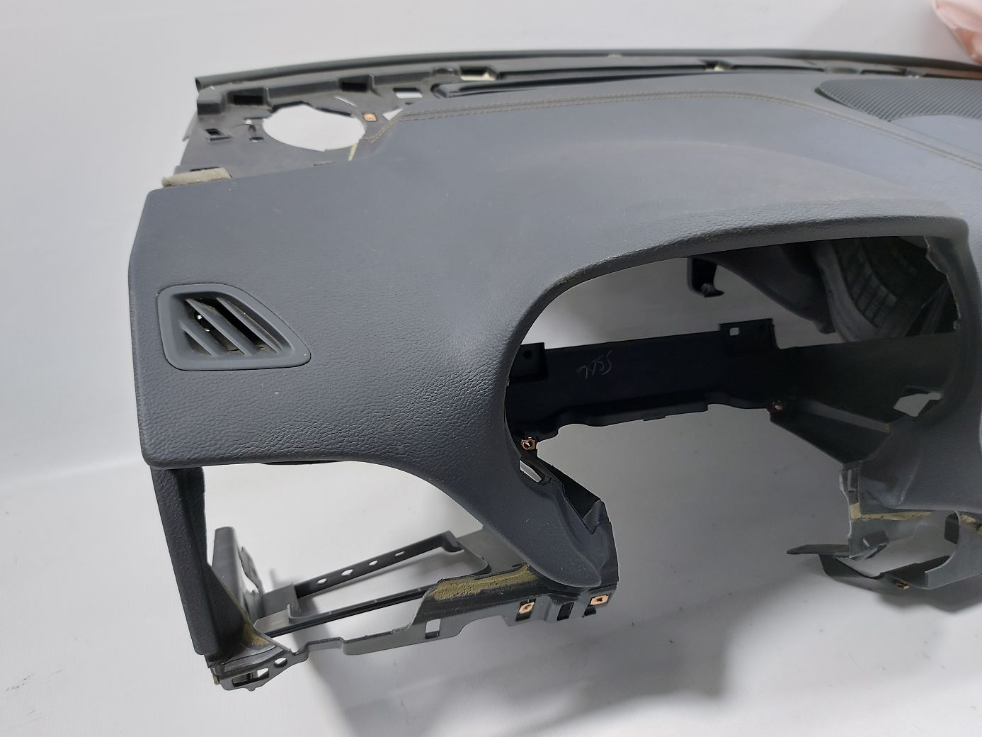 Cherokee Торпеда Jeep Cherokee 2014-2018 6SP911X9AB Jeep Cherokee 4 Cherokee Торпеда Jeep Cherokee 2014-2018 6SP911X9AB Jeep Cherokee 4