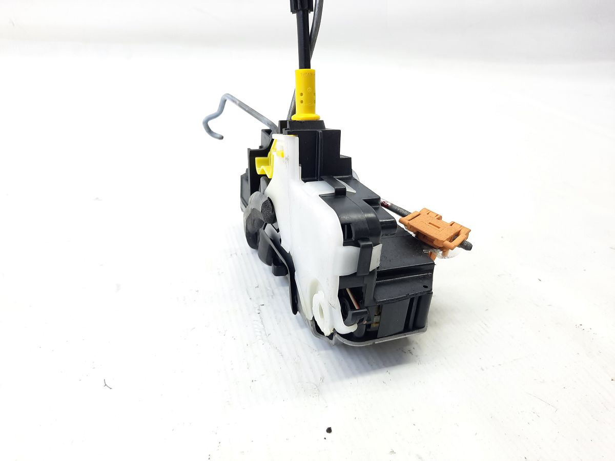 Malibu Замок двері передньої лівої Chevrolet Malibu 2013-2016 13579522 Chevrolet Malibu 16