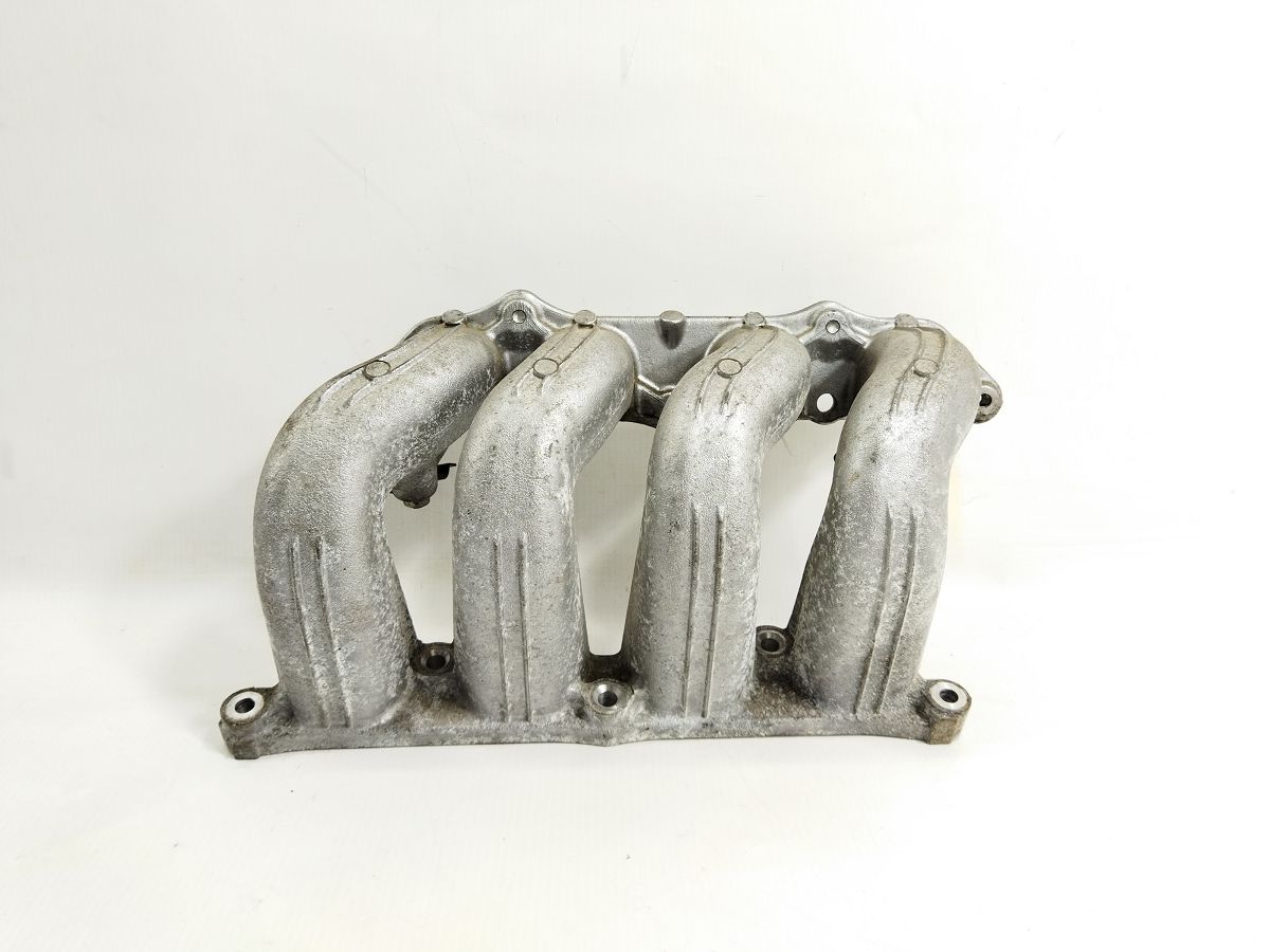 Scion iq. Впускний колектор (метал) Toyota Scion IQ 2012 1712047060 Toyota Scion IQ