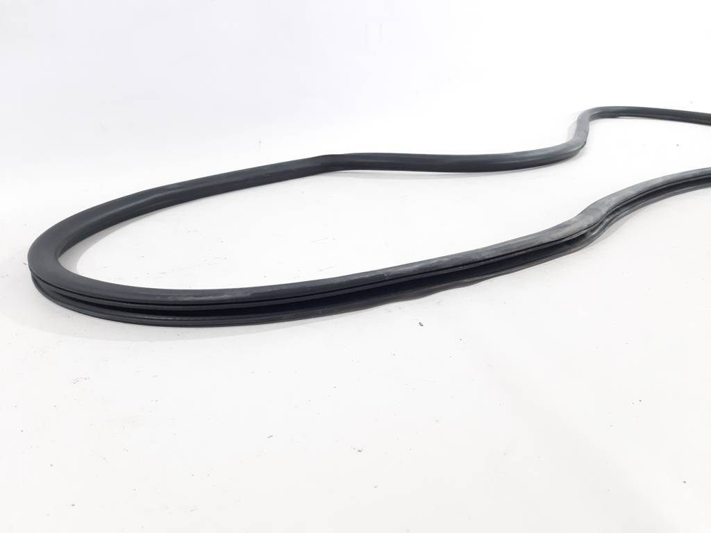 Dart Ущільнювальна гумка прорізу дверей передньої лівої/правої Dodge Dart 2013-2014 68085076AF Dodge Dart 32