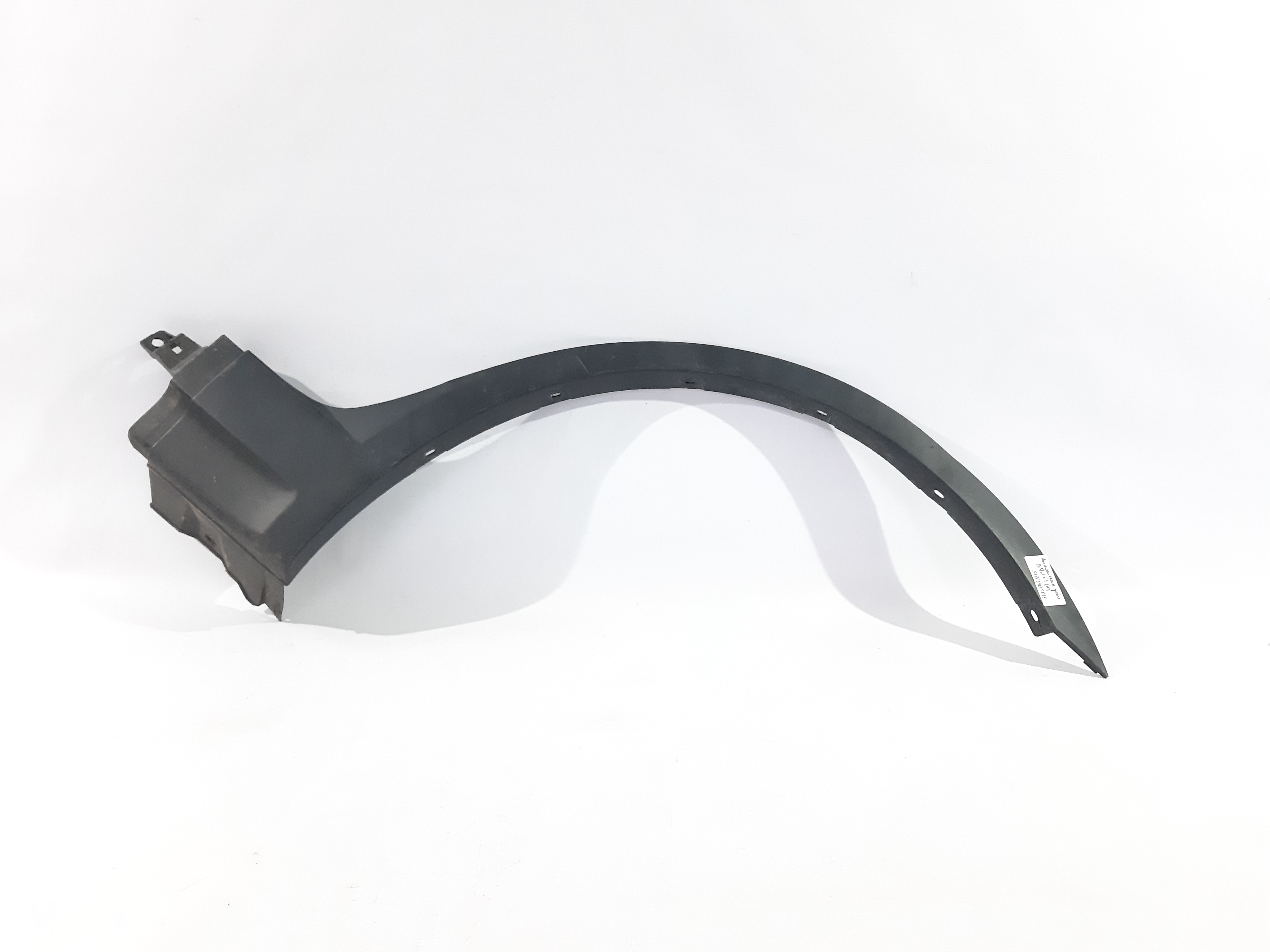 X3. Накладка крила переднього права BMW X3 2010 51773405818 BMW X3