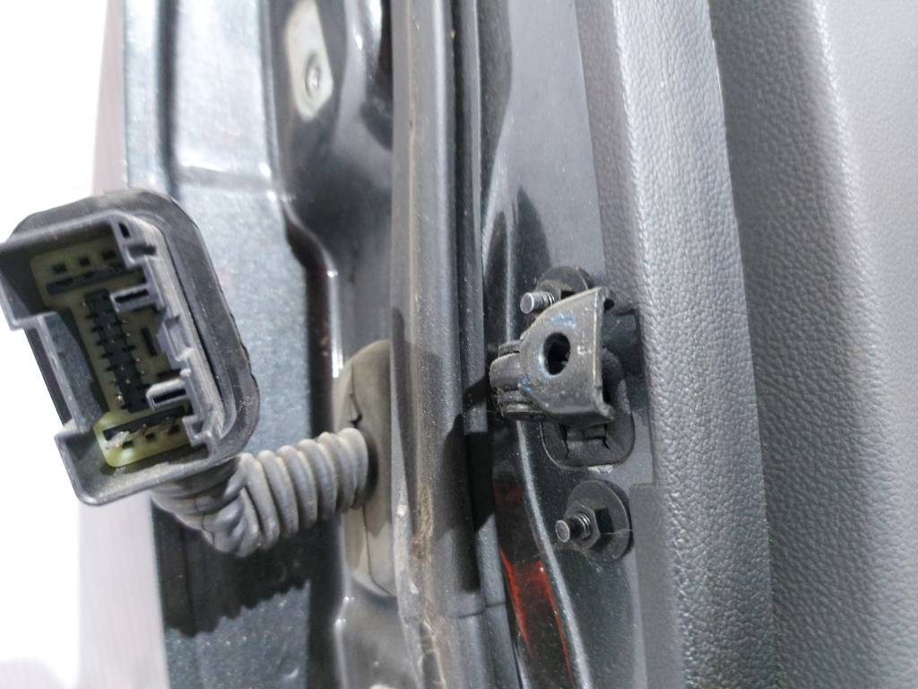 Ats Двері задні права в зборі Cadillac ATS 2013-2018 84007418 Cadillac ATS 48