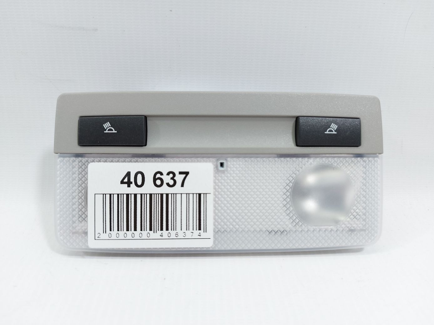 Regal. Плафон потолочный задний Buick Regal 2011-2017 20959399 Buick Regal
