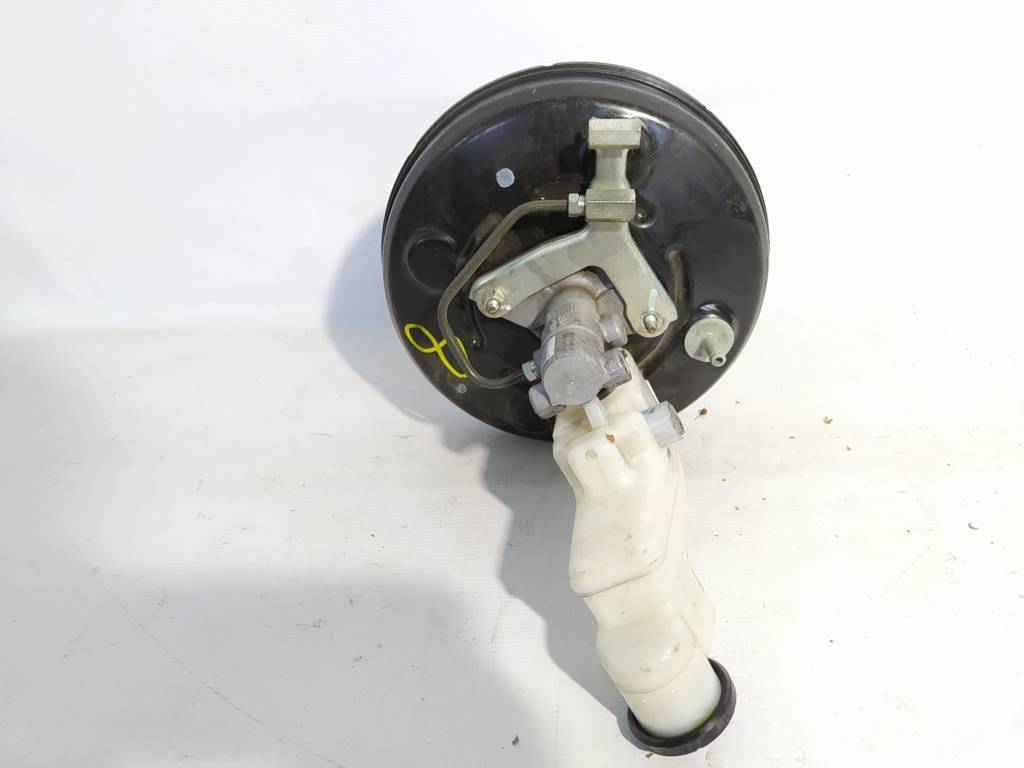 Головний гальмівний циліндр Toyota Camry `2015-2018 4461006761 Toyota Camry 10 Головний гальмівний циліндр Toyota Camry `2015-2018 4461006761 Toyota Camry 10