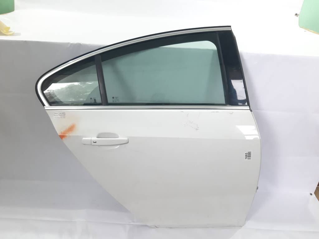 Regal Двері задні праві в зборі Buick Regal 2011-2017 13469927 Buick Regal 20