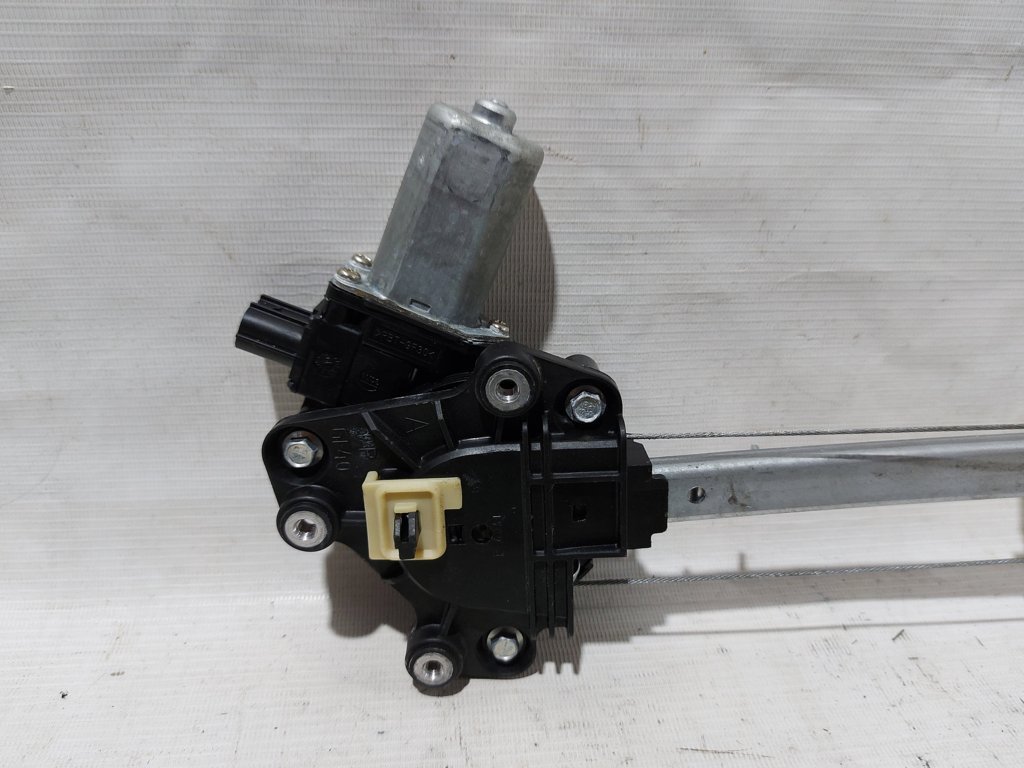 Ilx Склопідйомник дверей задньої правої Acura ILX 2013-2020 72710TX6A01 Acura ILX 5