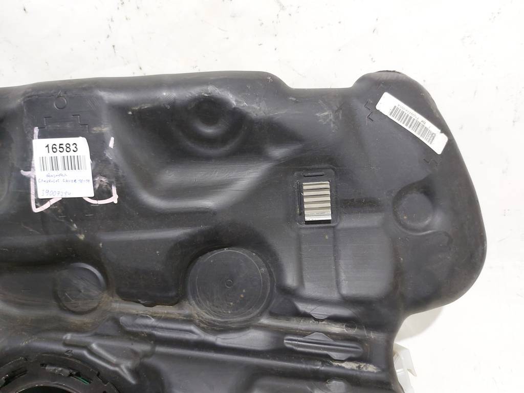 Cruze Бензобак Chevrolet Cruze 2016-2019 39007284 Chevrolet Cruze 6
