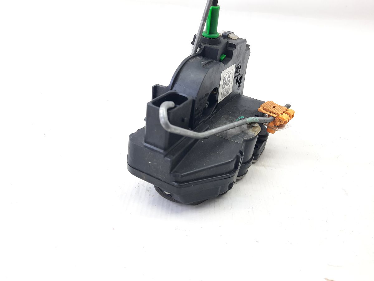 Volt Замок дверей задньої правої Chevrolet Volt 2011-2015 13503786 Chevrolet Volt 7