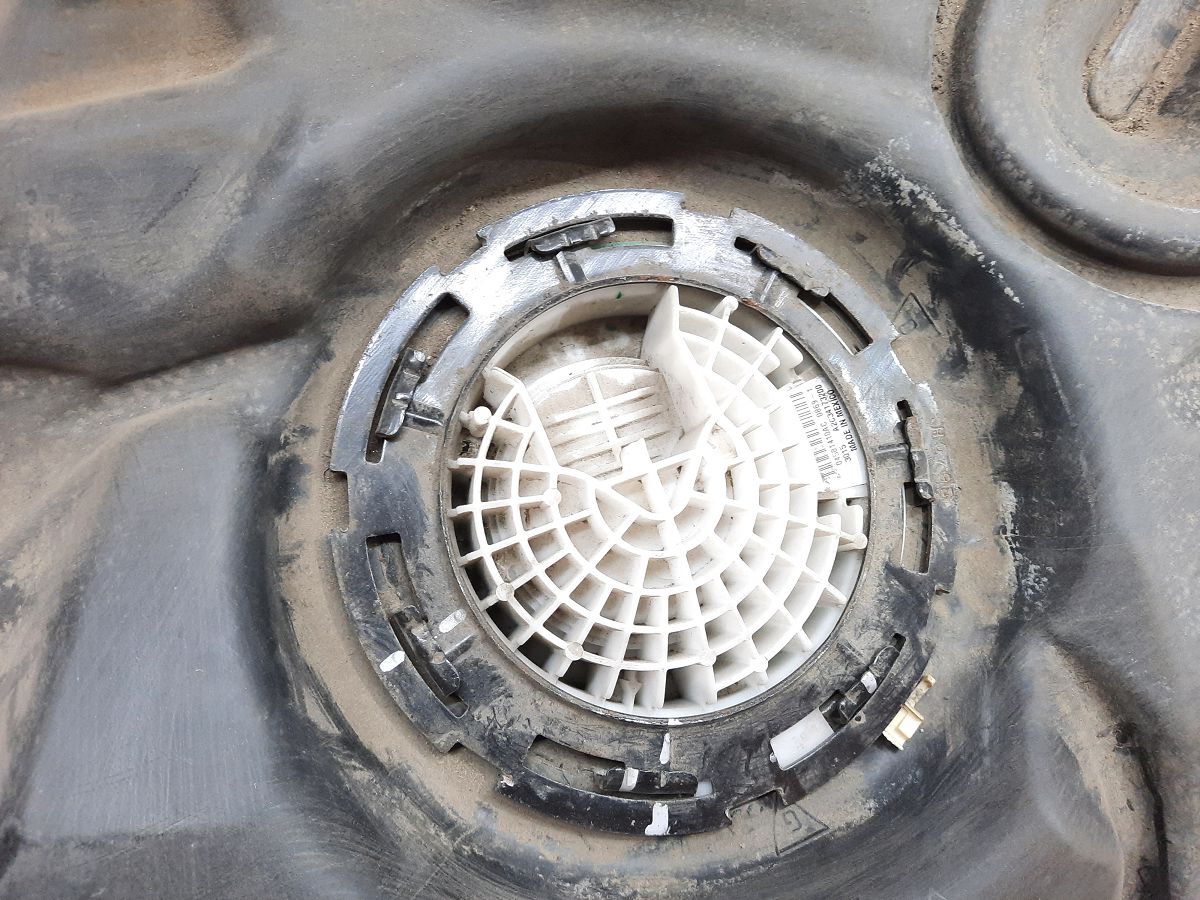 Challenger coupe Бензобак Dodge Challenger Coupe 2009-2017 68102695AG Dodge Challenger Coupe 4 Challenger coupe Бензобак Dodge Challenger Coupe 2009-2017 68102695AG Dodge Challenger Coupe 4