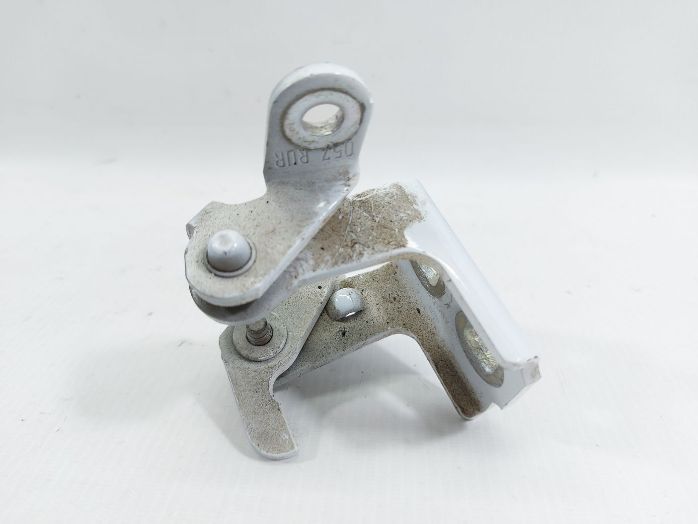 Regal Петля дверей задньої правої верхня Buick Regal 2011-2017 13281823 Buick Regal 2