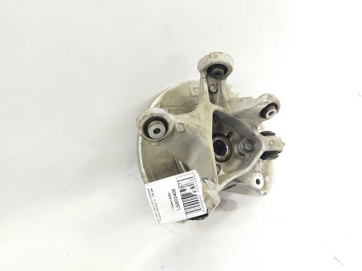 Model 3 Цапфа задня права Tesla Model 3 2018-2024 104441600F Tesla Model 3 3