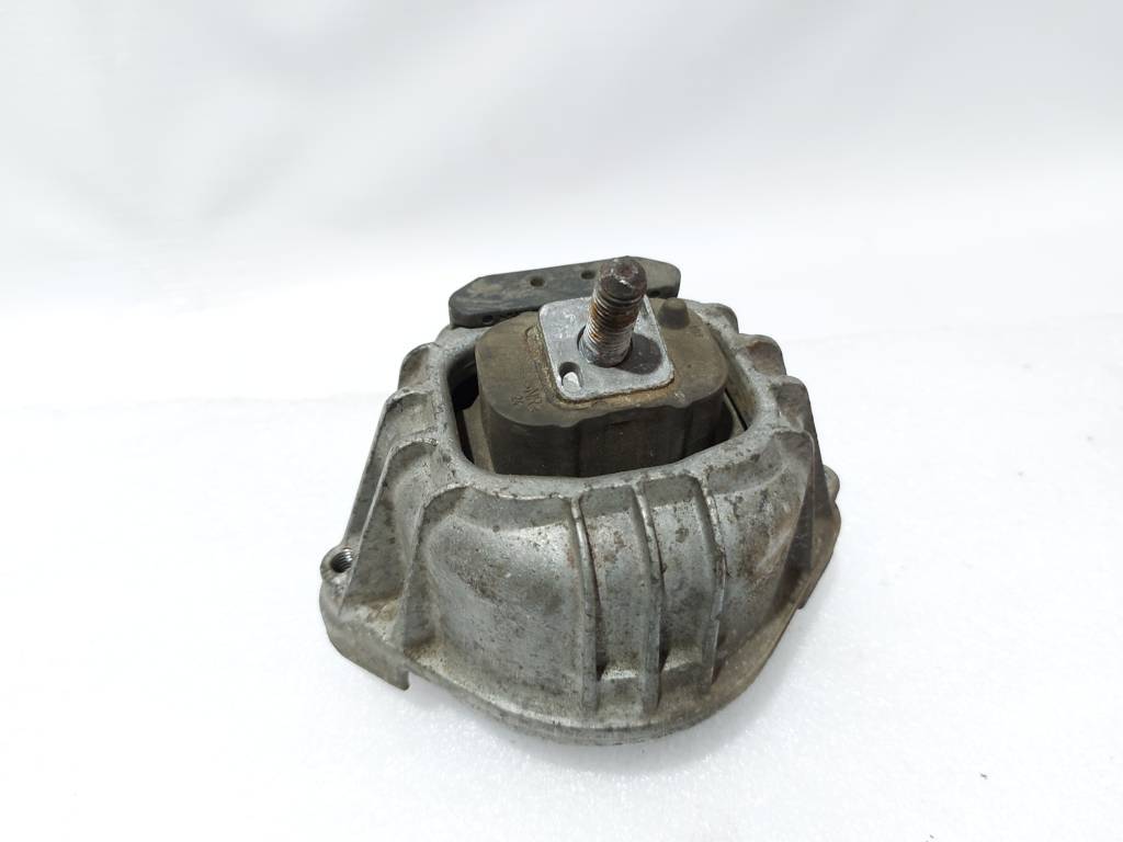 328i xdrive Подушка двигуна ліва/права BMW 328i xDrive 2006-2016 22116760330 BMW 328i xDrive 2