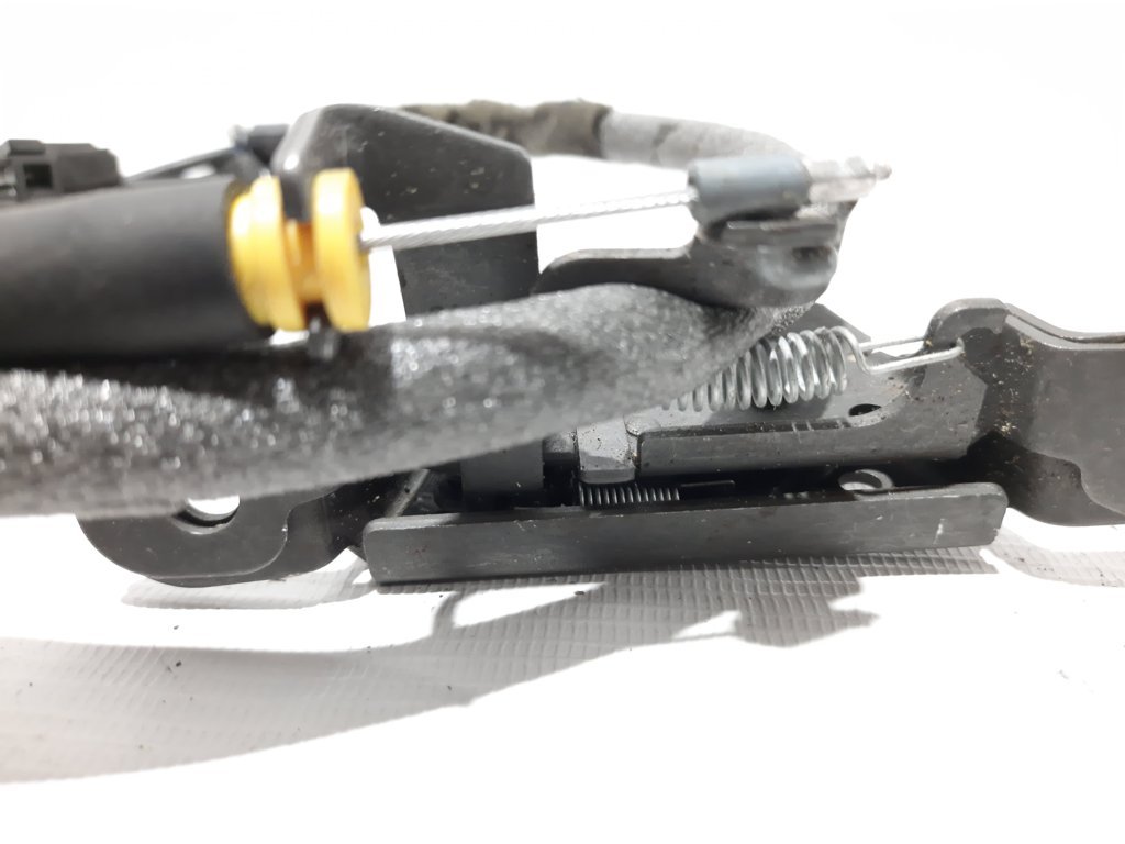 Passat s Замок відкидання спинки заднього ряду сидінь правий Volkswagen Passat S 2012-2019 561885682D Volkswagen Passat S 17