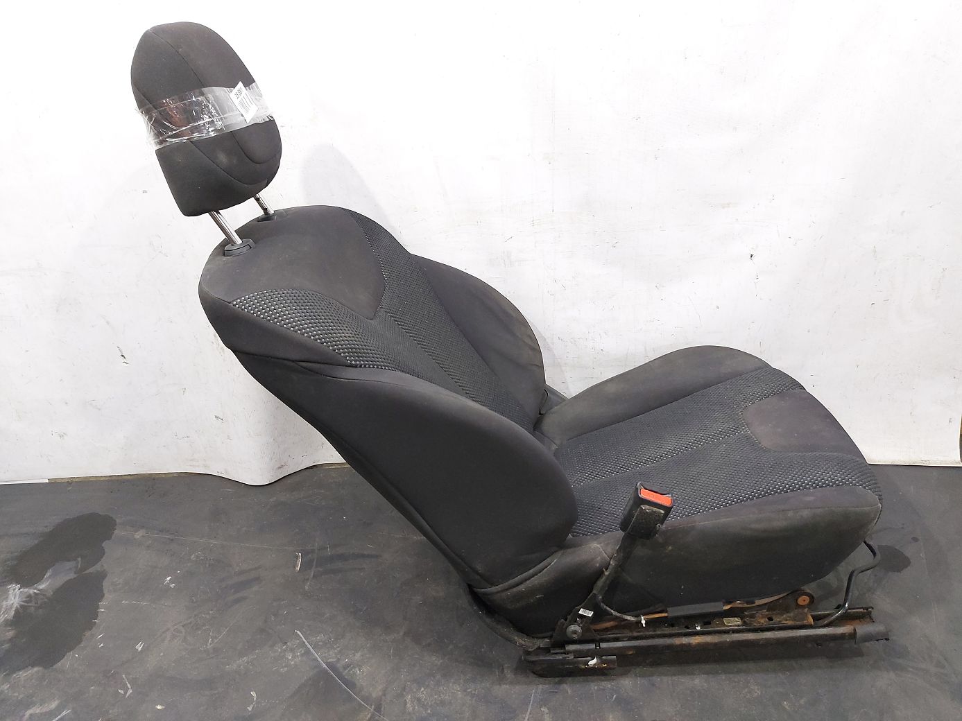 Dart Сидение водителя Dodge Dart 2014-2016 5LJ17DX9AB Dodge Dart 5