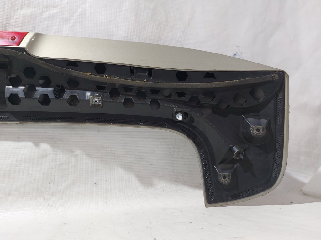 Focus Спойлер кришки багажника Ford Focus 2012-2018 CP9Z5844210BA Ford Focus 8