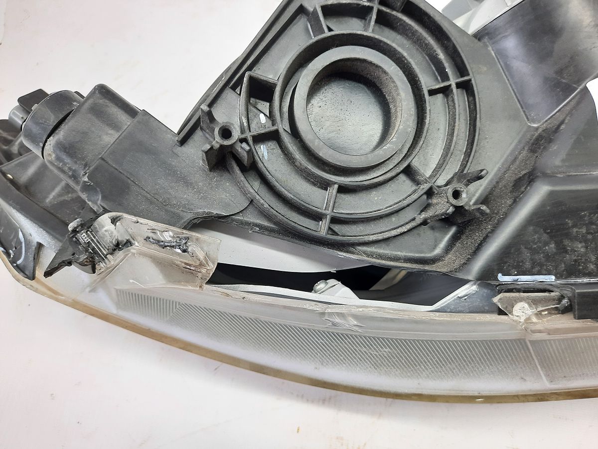 Товари з дефектами Фара передня ліва (бита) Honda Insight 2010-2011 33150TM8A01 Honda Insight 9