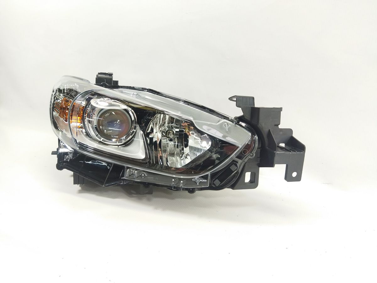 Фари головного світла Фара передня права (EUR) Mazda 6 2013-2017 GHP9510K0F Mazda 6 3
