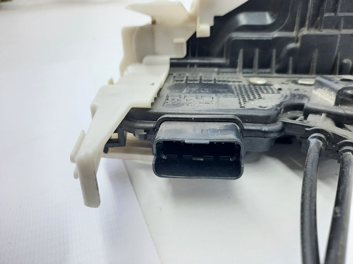 Forte Замок дверей передньої лівої Kia Forte 2014-2018 81310A7031 Kia Forte 12