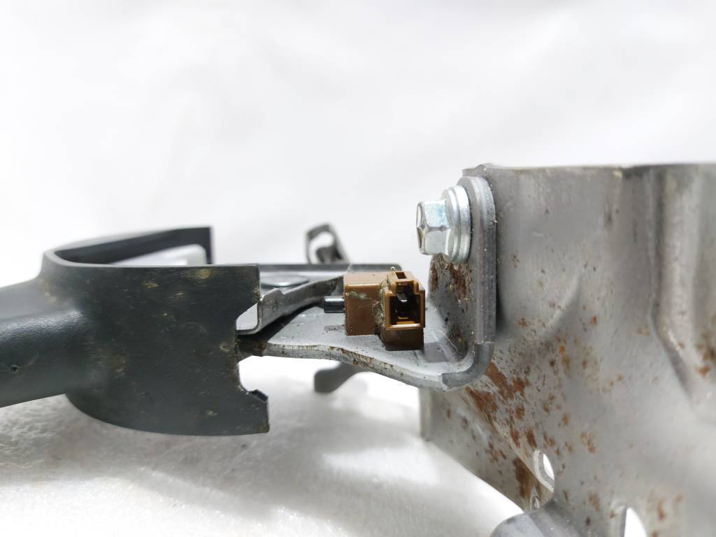 Prius c Ручник гальма стоянки Toyota Prius C 2012-2019 4620152140C0 Toyota Prius C 5