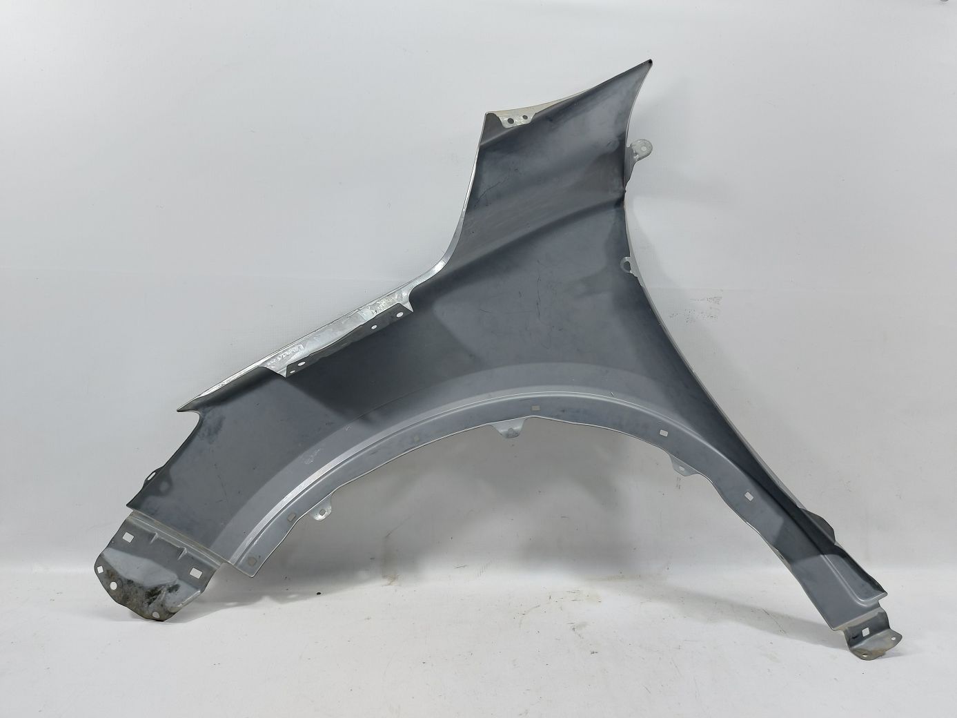 Крила Крило переднє праве Honda 602103K4H00ZZ Honda M-NV Basic Version 4 Крила Крило переднє праве Honda 602103K4H00ZZ Honda M-NV Basic Version 4