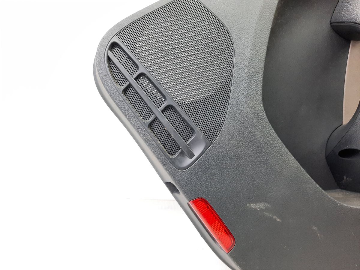 Jetta Карта двери задней правой (серо-коричн) подлокотник кожа Volkswagen Jetta 2013-2014 5C6867212MHOP Volkswagen Jetta 3