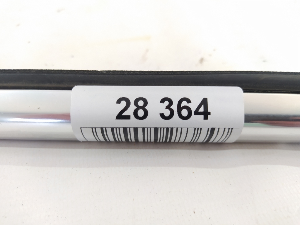 Cruze Ущільнювач скла молдинг(хром) двері задньої лівої зовнішній Chevrolet Cruze 2012-2016 95242711 Chevrolet Cruze 9