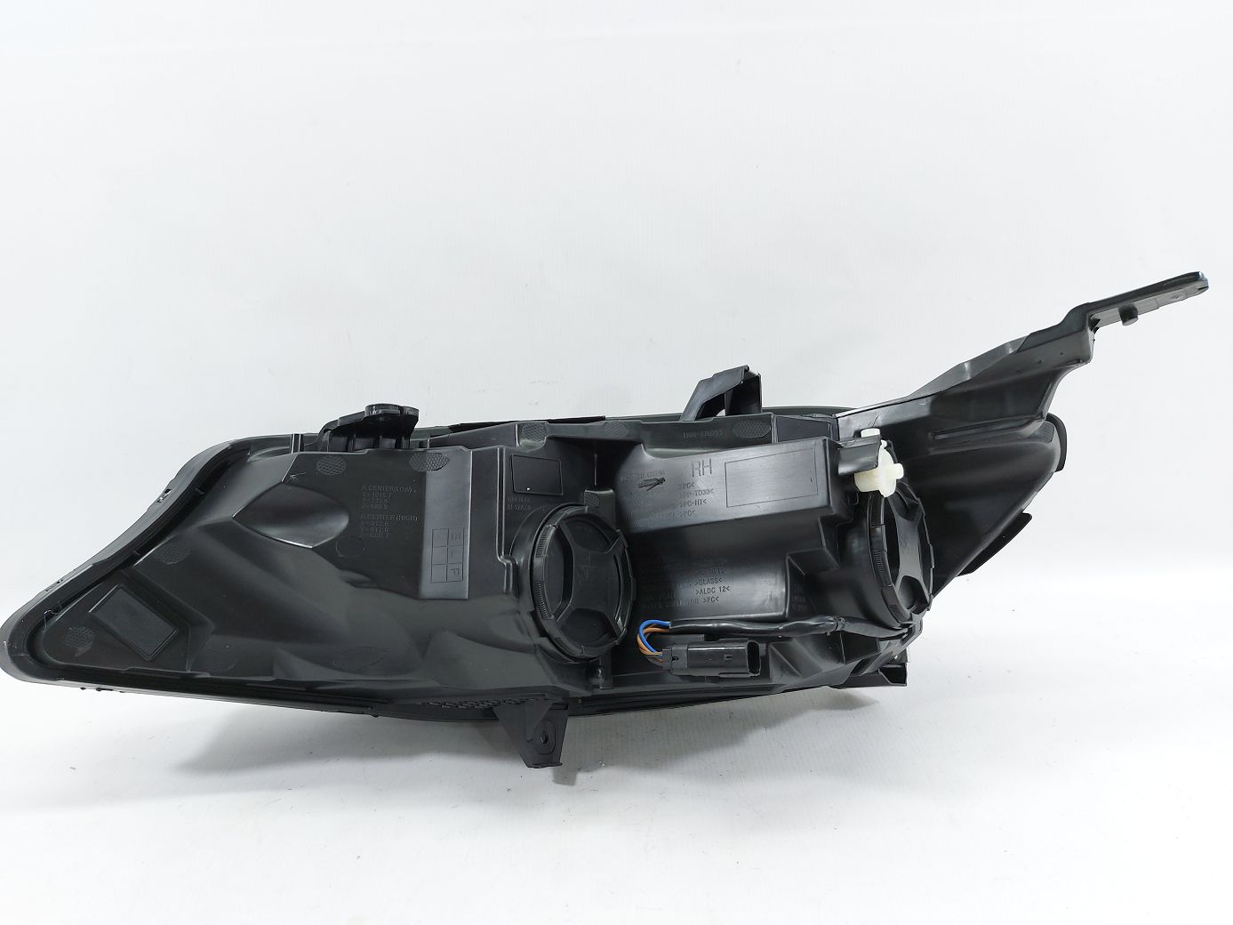 Фары головного света Фара передняя правая Chevrolet Malibu 2019-2021 84680166 Chevrolet Malibu 7
