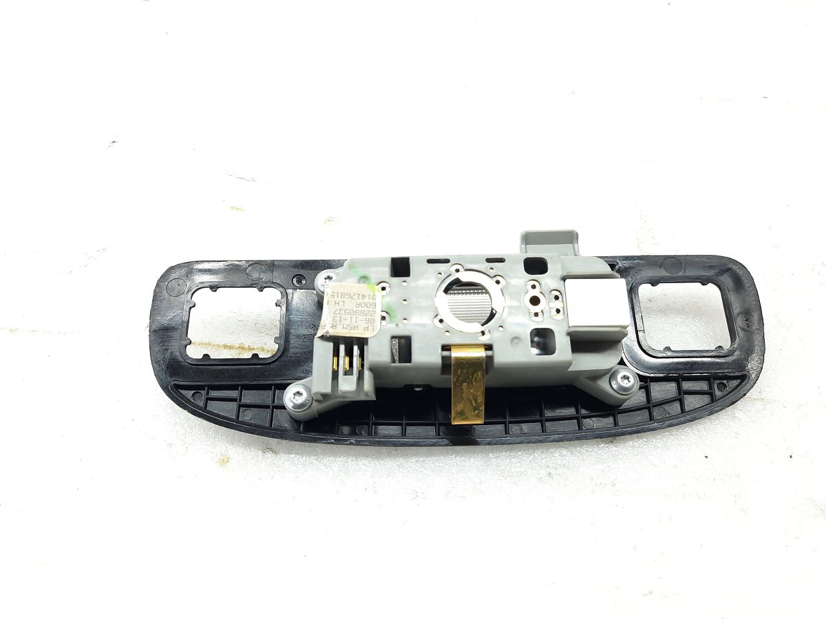 Ats Накладка под ручку крыши задняя левая (фонарь+вешалка) Cadillac ATS 2013-2018 22880937 Cadillac ATS 3