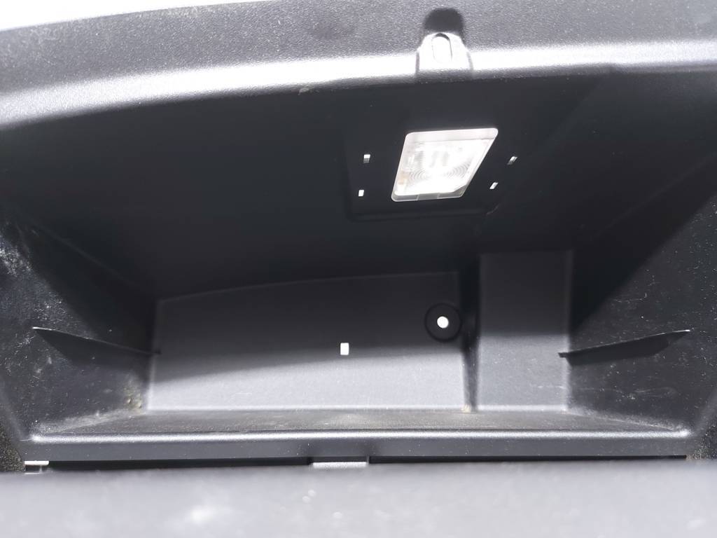 Cruze Бардачок Chevrolet Cruze 2016-2019 84122176 Chevrolet Cruze 3
