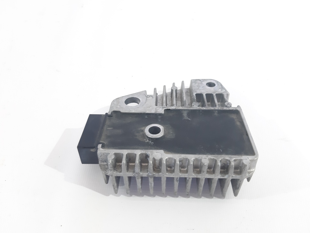 Xv 250 Стабилизатор напряжения YAMAHA XV 250 2097-2020 3DM819600100 YAMAHA XV 250 3