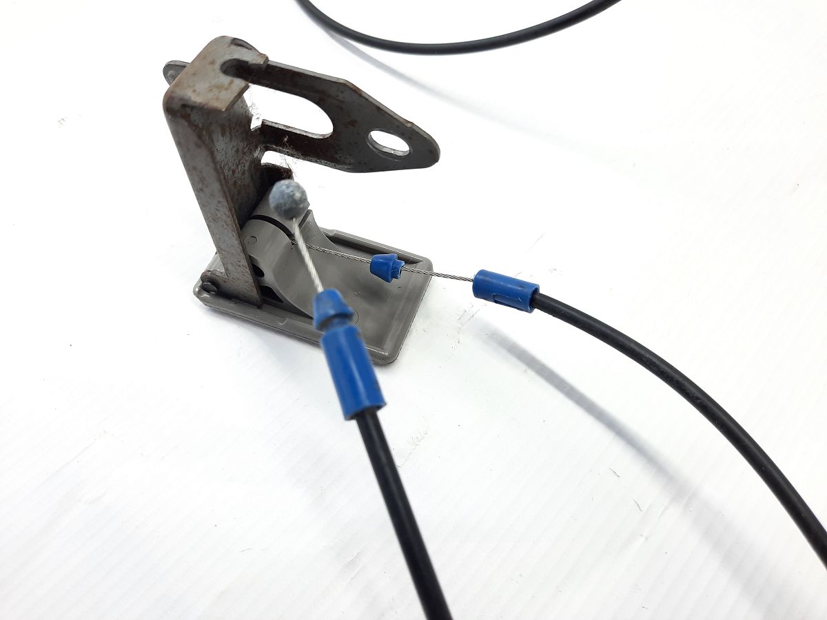 Insight Трос открывания капота Honda Insight 2010-2014 74130TM8A01 Honda Insight 12