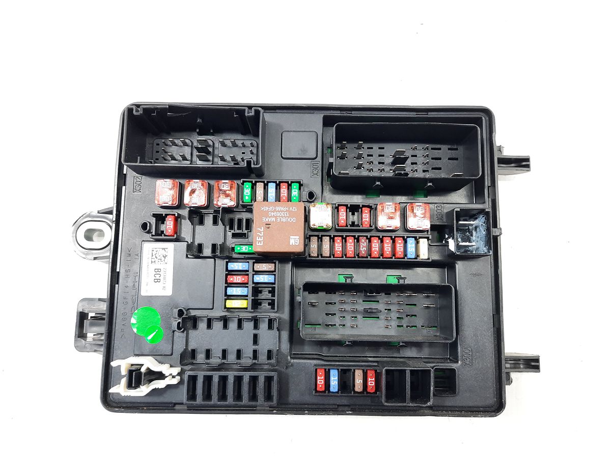 Ats. Блок предохранителей Cadillac ATS 2014-2019 23134073 Cadillac ATS Ats. Блок предохранителей Cadillac ATS 2014-2019 23134073 Cadillac ATS