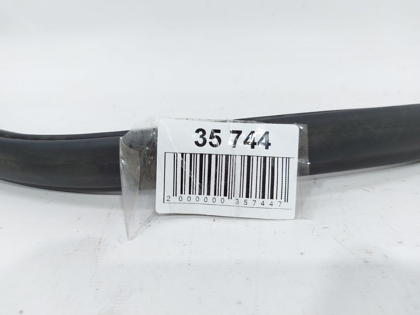 Trax Уплотнительная резинка проёма двери задней левой/правой Chevrolet Trax 2015-2021 94550170 Chevrolet Trax 4 Trax Уплотнительная резинка проёма двери задней левой/правой Chevrolet Trax 2015-2021 94550170 Chevrolet Trax 4