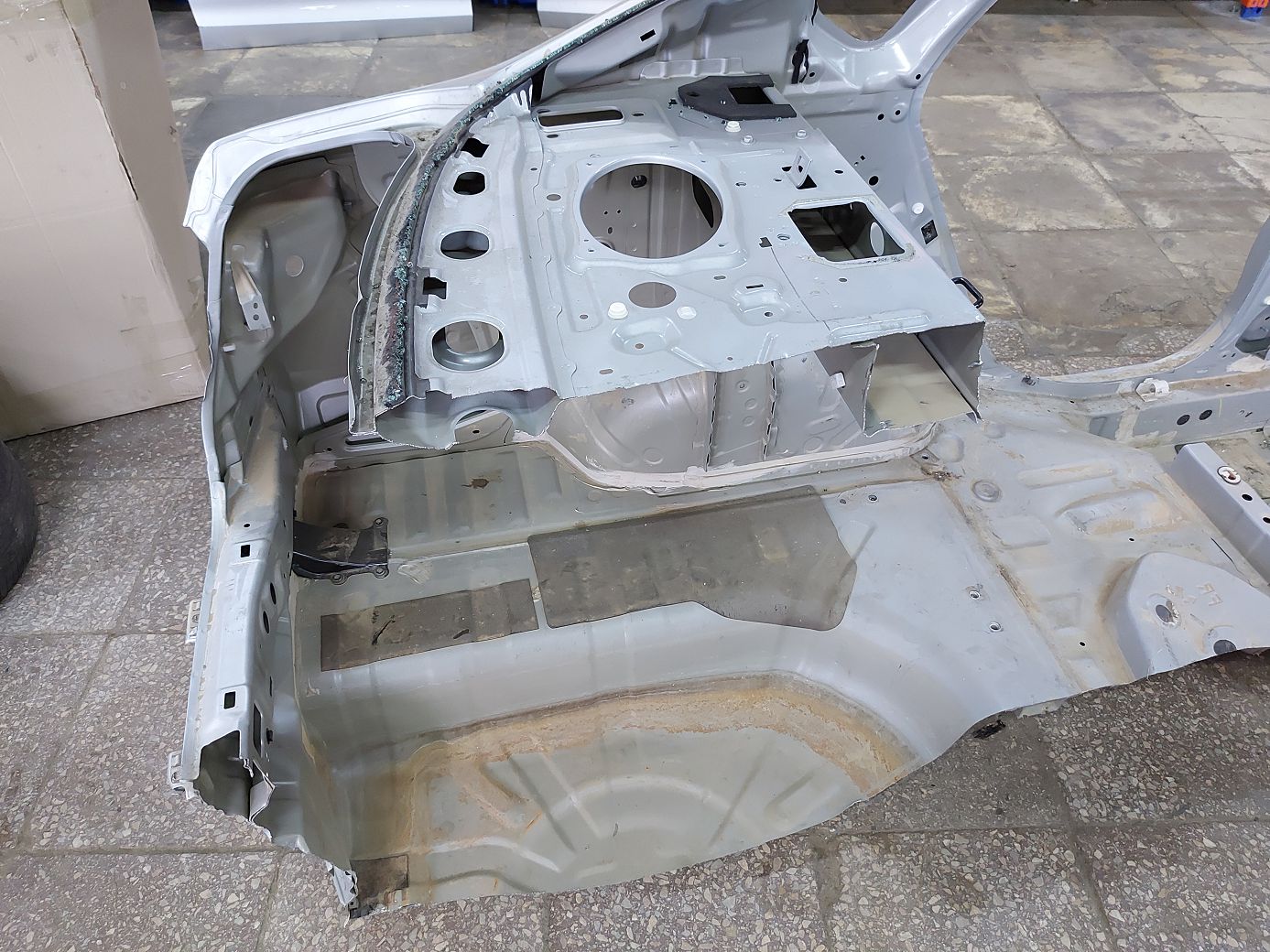 Sentra Чверть задня ліва Nissan Sentra 2013-2019 G81013SGMA Nissan Sentra 5