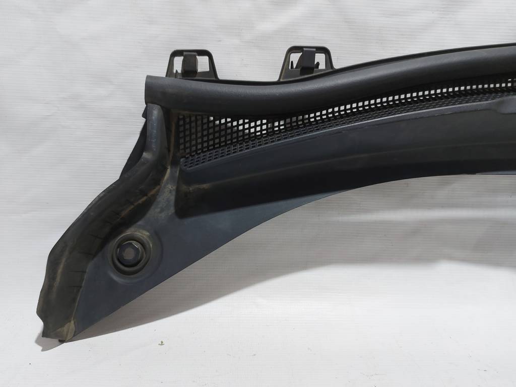 Cruze Повітропровід під лобове скло Chevrolet Cruze 2016-2019 84069461 Chevrolet Cruze 2 Cruze Повітропровід під лобове скло Chevrolet Cruze 2016-2019 84069461 Chevrolet Cruze 2