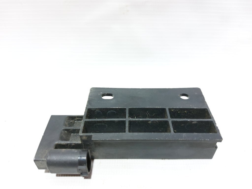 Journey Підсилювач антени Dodge Journey 2012-2018 68068148AA Dodge Journey 18