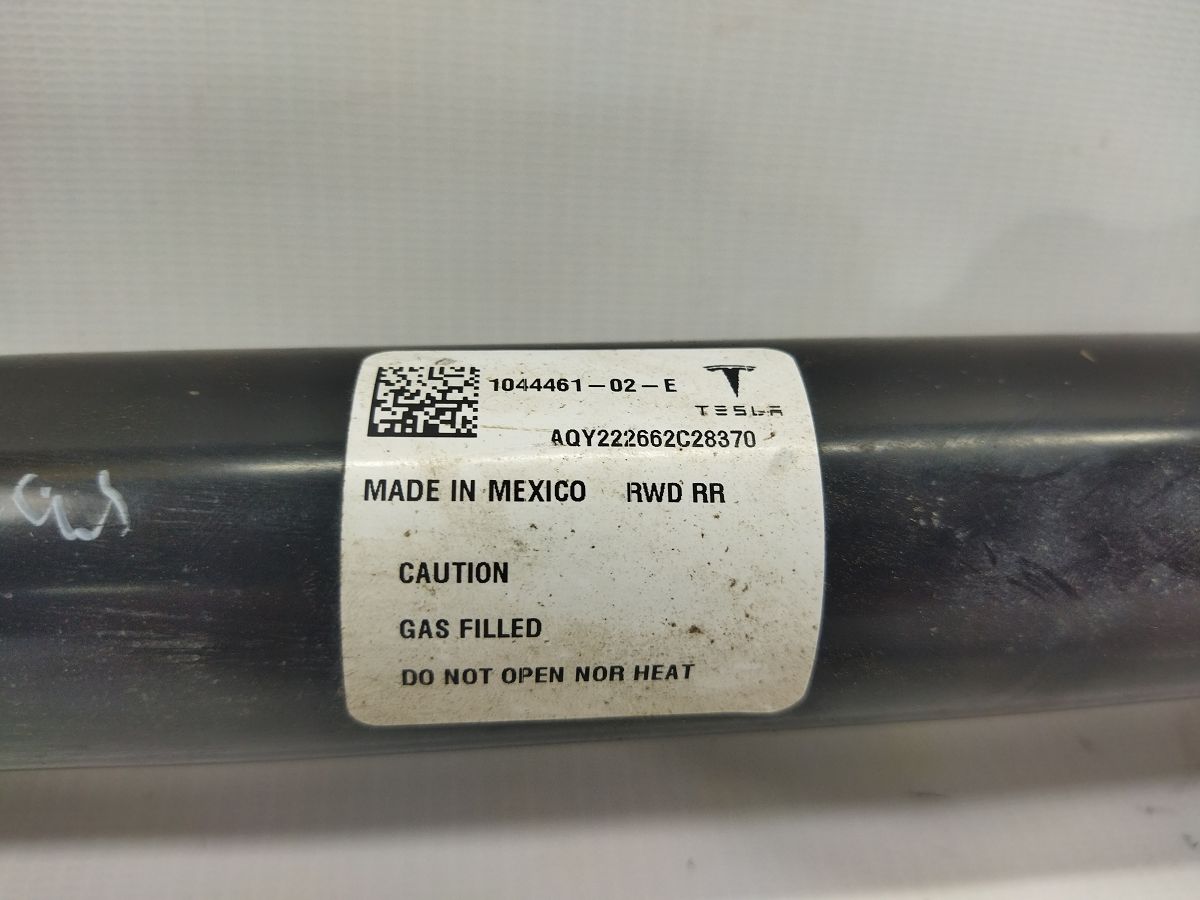 Model 3 Амортизатор задний правый Tesla Model 3 2018-2024 104446102E Tesla Model 3 4