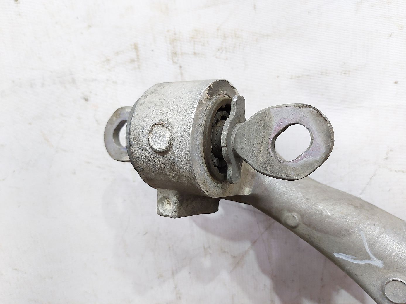 Dart Поворотный кулак задний левый Dodge Dart 2013-2019 68204867AC Dodge Dart 15