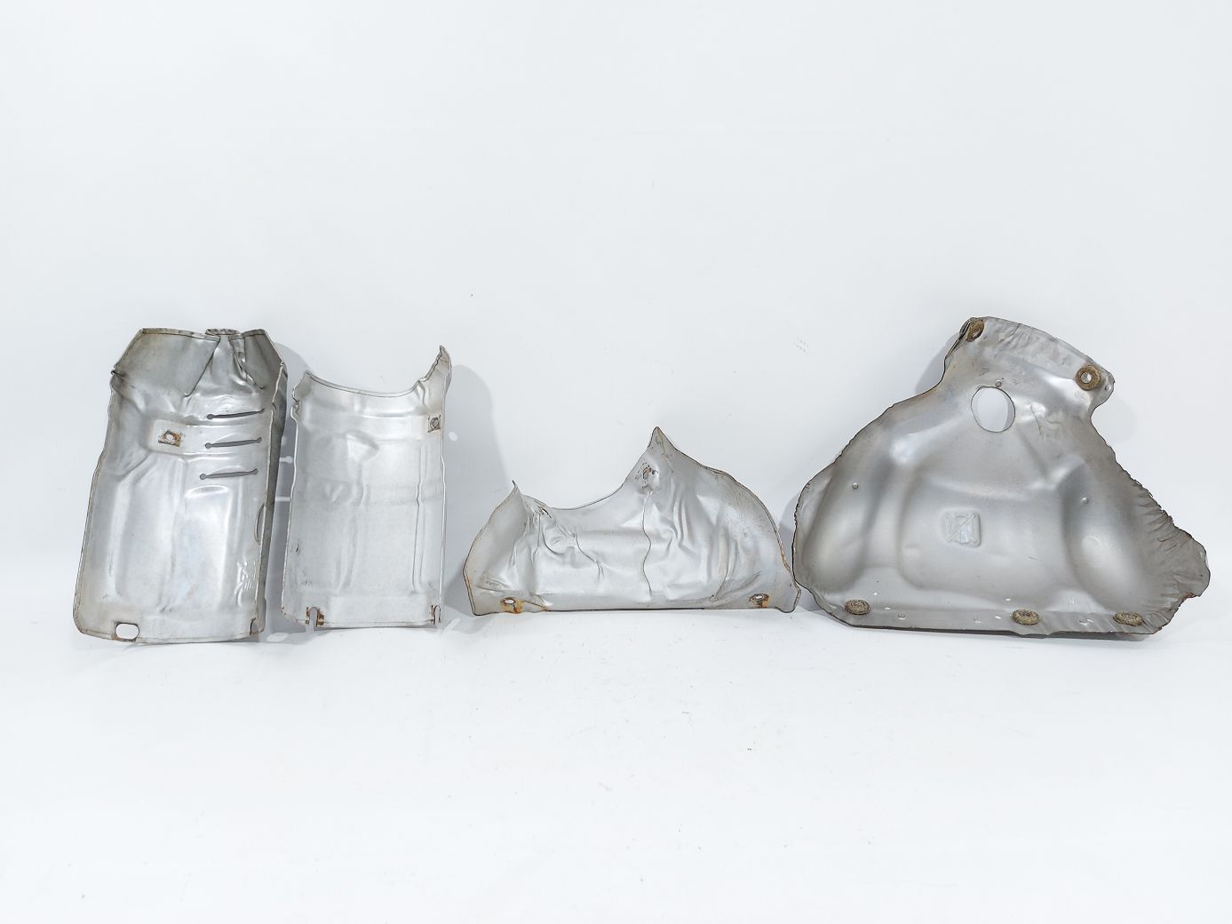 200 limited Захист вихлопного колектора Chrysler 200 Limited 2015-2017 68084282AC Chrysler 200 Limited 8