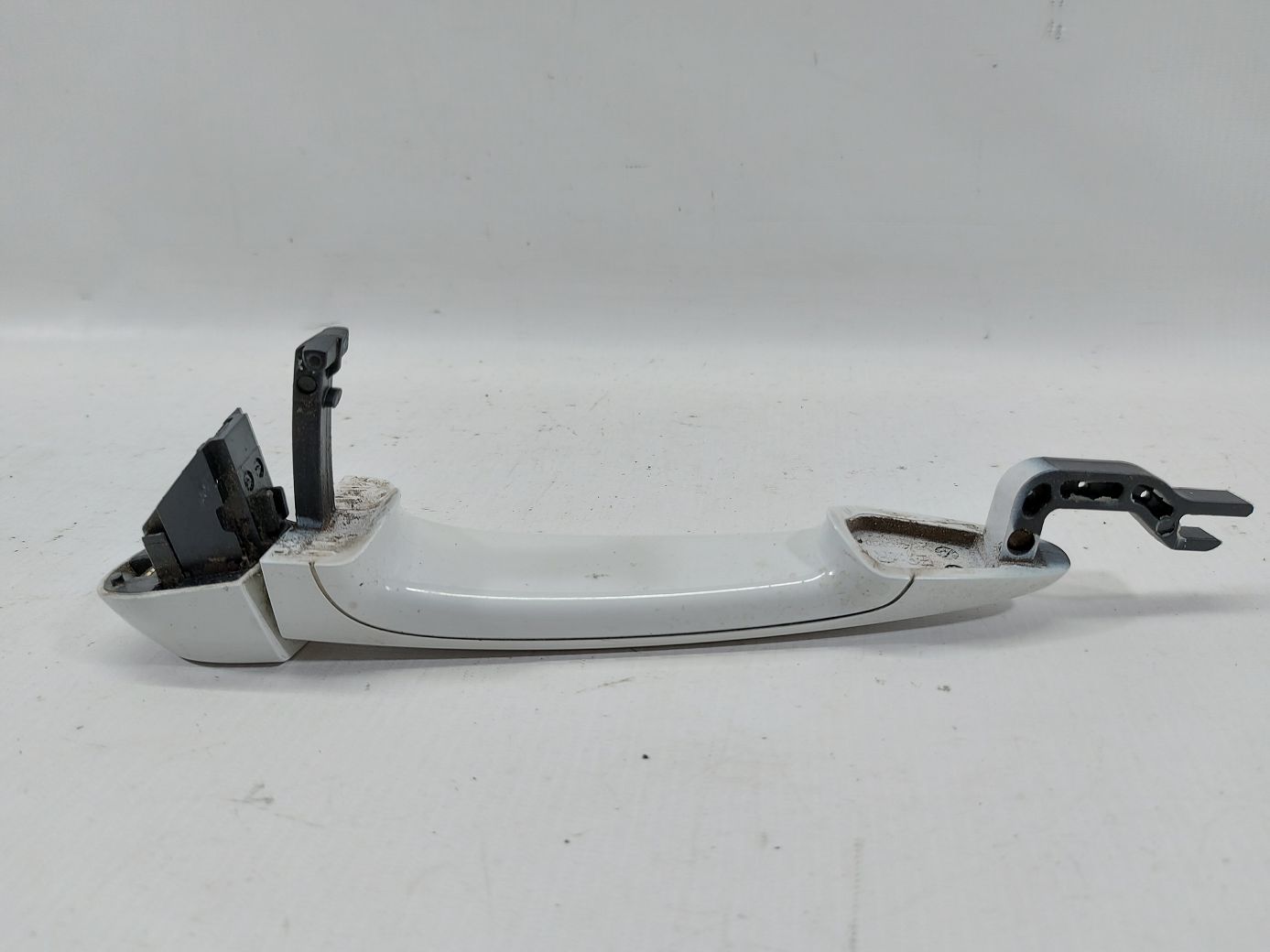 328i xdrive Ручка дверей задньої правої зовнішня (біла) BMW 328i xDrive 2009-2015 51217207562 BMW 328i xDrive 4