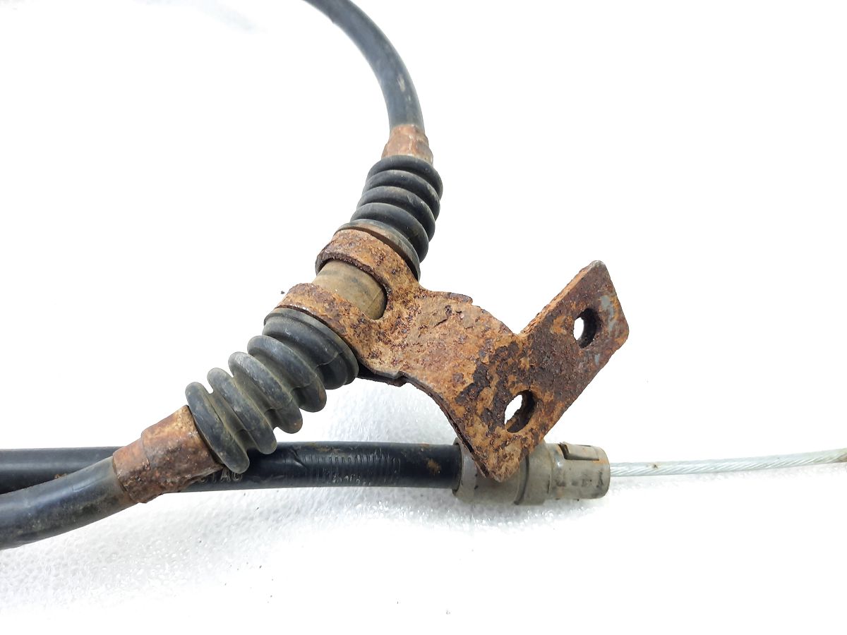 Dart Трос стояночного тормоза левый Dodge Dart 2013-2019 68232031AA Dodge Dart 4